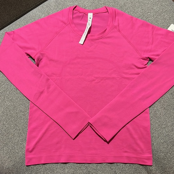 NWT Lululemon Swiftly Tech LS * Race - Picture 2 of 6
